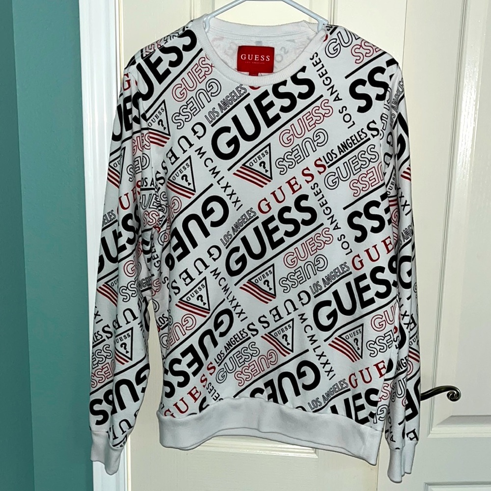 💰💰 2/$14 Boys Guess sweatshirt Sz L